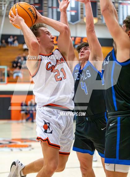 Thumbnail 2 in Elizabethton vs Unicoi Varsity photogallery.