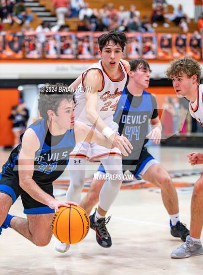 Thumbnail 1 in Elizabethton vs Unicoi Varsity photogallery.