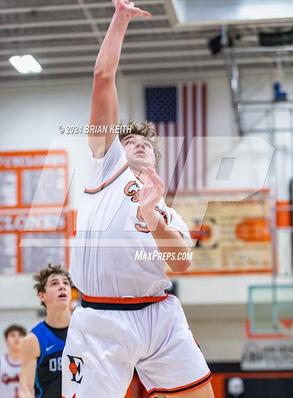 Thumbnail 3 in Elizabethton vs Unicoi Varsity photogallery.