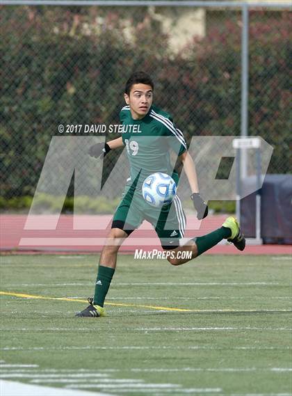 Thumbnail 2 in Central Valley vs. Lincoln (CIF SJS D3 Final) photogallery.