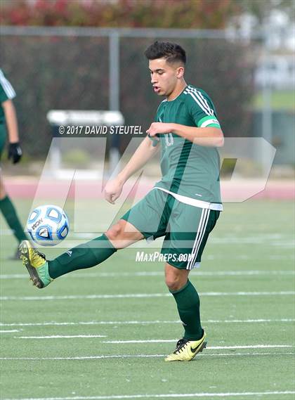 Thumbnail 3 in Central Valley vs. Lincoln (CIF SJS D3 Final) photogallery.