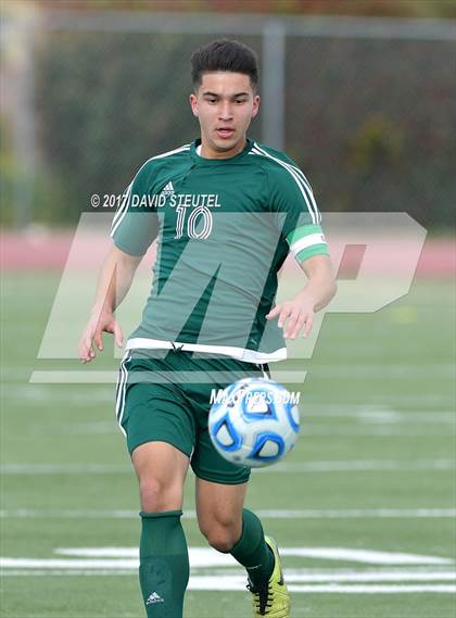 Thumbnail 3 in Central Valley vs. Lincoln (CIF SJS D3 Final) photogallery.