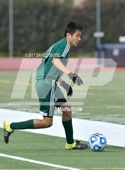 Thumbnail 3 in Central Valley vs. Lincoln (CIF SJS D3 Final) photogallery.