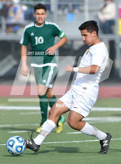 Thumbnail 1 in Central Valley vs. Lincoln (CIF SJS D3 Final) photogallery.