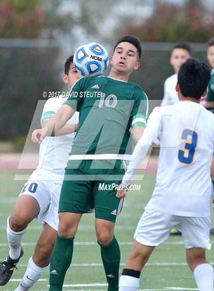Thumbnail 2 in Central Valley vs. Lincoln (CIF SJS D3 Final) photogallery.
