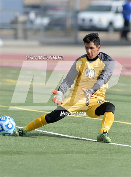 Thumbnail 2 in Central Valley vs. Lincoln (CIF SJS D3 Final) photogallery.