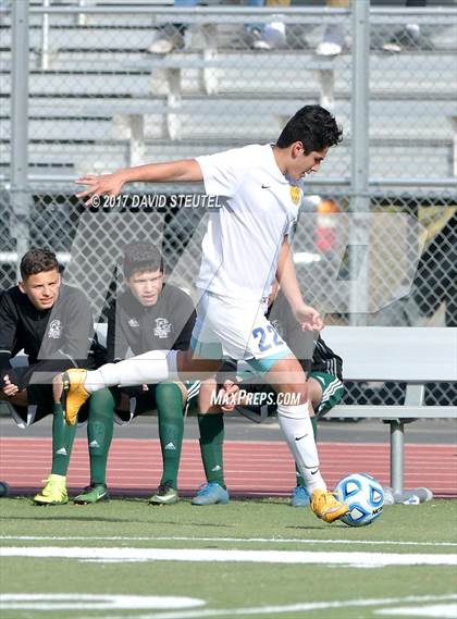 Thumbnail 2 in Central Valley vs. Lincoln (CIF SJS D3 Final) photogallery.