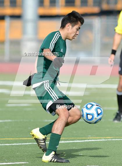 Thumbnail 2 in Central Valley vs. Lincoln (CIF SJS D3 Final) photogallery.