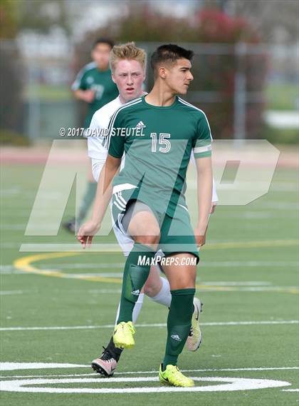 Thumbnail 3 in Central Valley vs. Lincoln (CIF SJS D3 Final) photogallery.