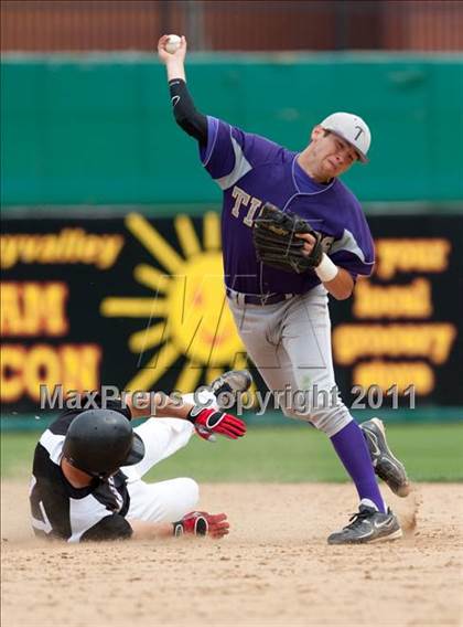 Thumbnail 2 in Monte Vista vs. Tokay (Banner Island Classic) photogallery.