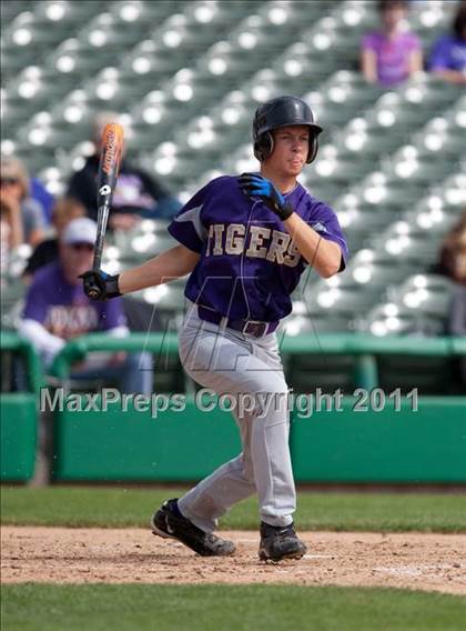 Thumbnail 1 in Monte Vista vs. Tokay (Banner Island Classic) photogallery.