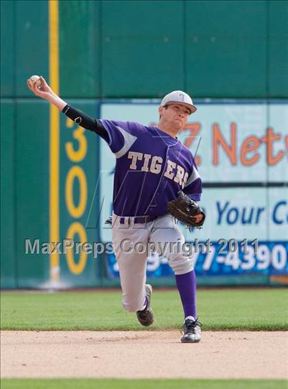 Thumbnail 2 in Monte Vista vs. Tokay (Banner Island Classic) photogallery.