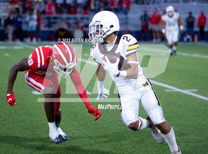 Thumbnail 1 in Mililani @ Mater Dei photogallery.