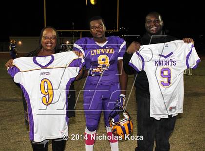 Thumbnail 2 in Warren vs. Lynwood photogallery.