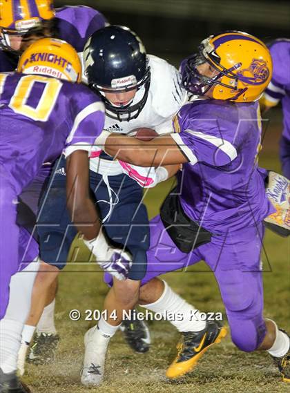 Thumbnail 2 in Warren vs. Lynwood photogallery.
