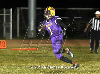 Thumbnail 1 in Warren vs. Lynwood photogallery.