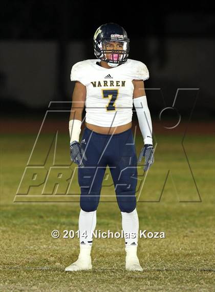 Thumbnail 2 in Warren vs. Lynwood photogallery.