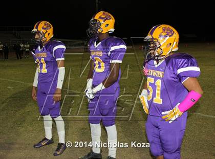 Thumbnail 2 in Warren vs. Lynwood photogallery.