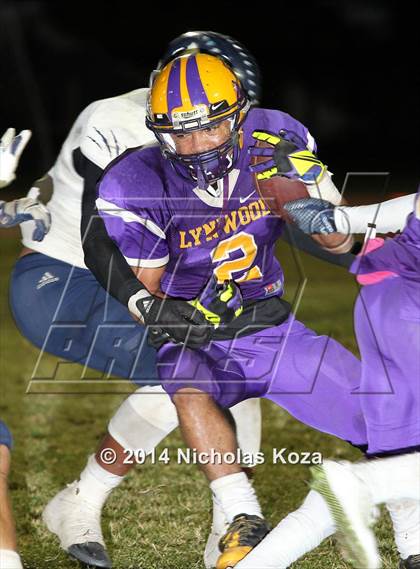Thumbnail 1 in Warren vs. Lynwood photogallery.