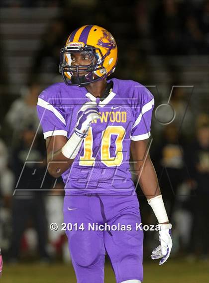 Thumbnail 2 in Warren vs. Lynwood photogallery.