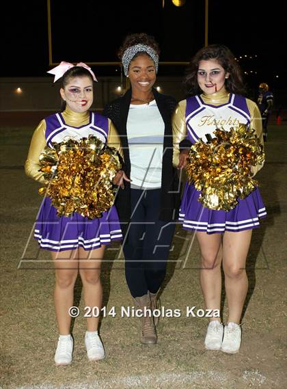 Thumbnail 1 in Warren vs. Lynwood photogallery.