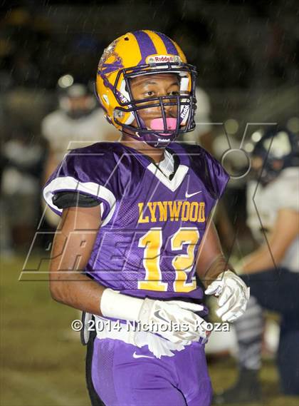 Thumbnail 1 in Warren vs. Lynwood photogallery.