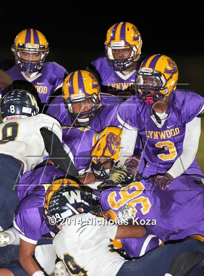 Thumbnail 2 in Warren vs. Lynwood photogallery.