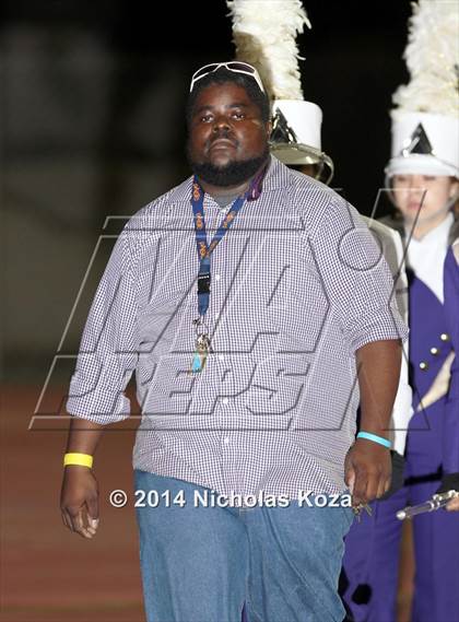 Thumbnail 3 in Warren vs. Lynwood photogallery.