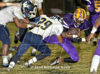 Thumbnail 2 in Warren vs. Lynwood photogallery.