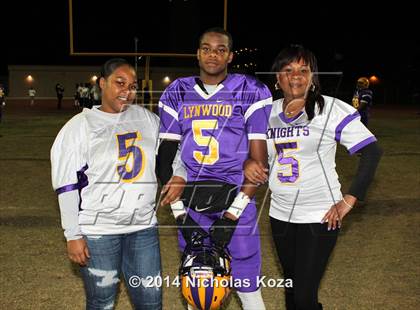 Thumbnail 3 in Warren vs. Lynwood photogallery.