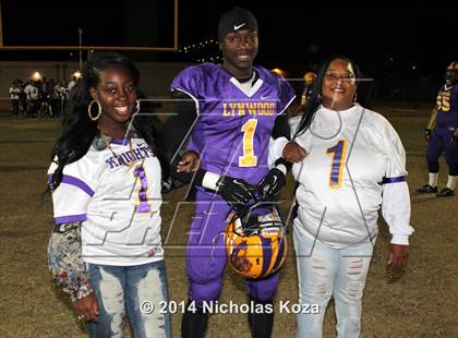 Thumbnail 1 in Warren vs. Lynwood photogallery.