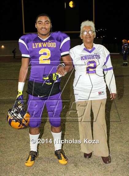 Thumbnail 3 in Warren vs. Lynwood photogallery.