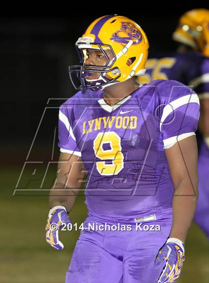 Thumbnail 3 in Warren vs. Lynwood photogallery.