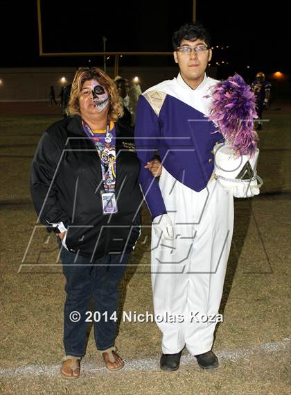 Thumbnail 1 in Warren vs. Lynwood photogallery.