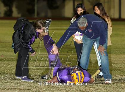Thumbnail 3 in Warren vs. Lynwood photogallery.
