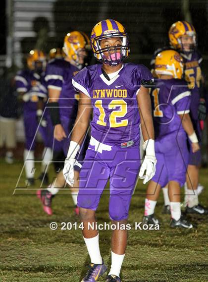 Thumbnail 3 in Warren vs. Lynwood photogallery.