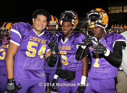 Thumbnail 2 in Warren vs. Lynwood photogallery.