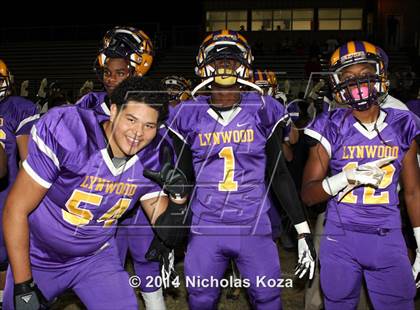 Thumbnail 2 in Warren vs. Lynwood photogallery.