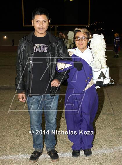Thumbnail 3 in Warren vs. Lynwood photogallery.