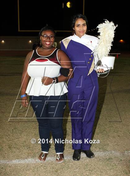 Thumbnail 2 in Warren vs. Lynwood photogallery.