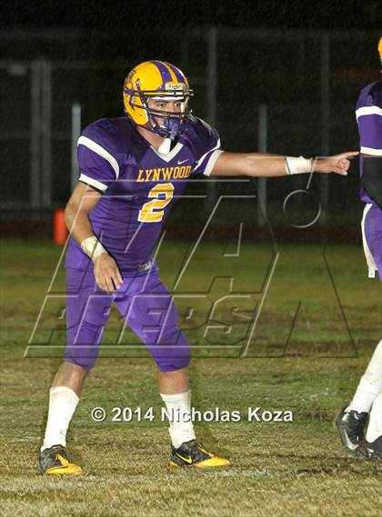 Thumbnail 1 in Warren vs. Lynwood photogallery.