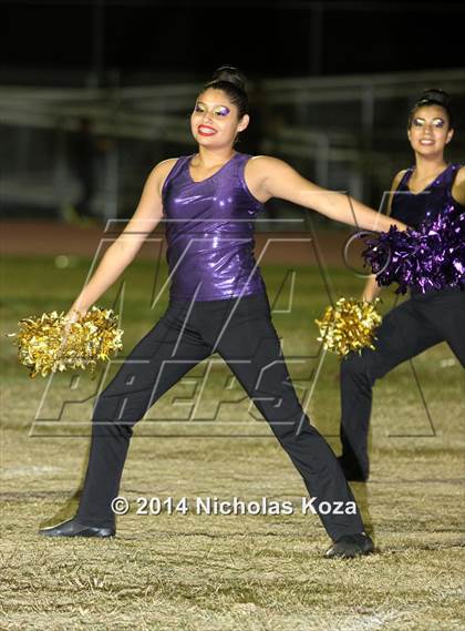 Thumbnail 2 in Warren vs. Lynwood photogallery.