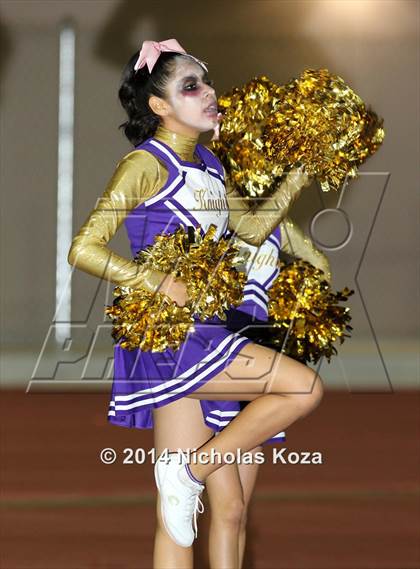 Thumbnail 1 in Warren vs. Lynwood photogallery.