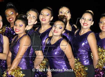 Thumbnail 2 in Warren vs. Lynwood photogallery.