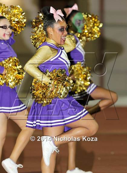 Thumbnail 2 in Warren vs. Lynwood photogallery.