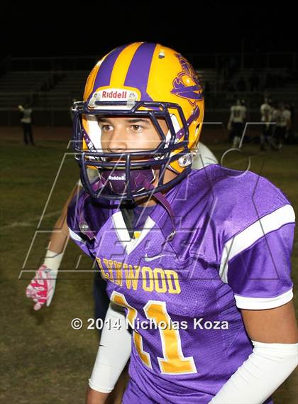 Thumbnail 1 in Warren vs. Lynwood photogallery.