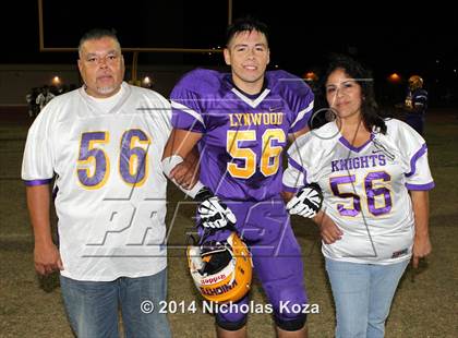 Thumbnail 2 in Warren vs. Lynwood photogallery.