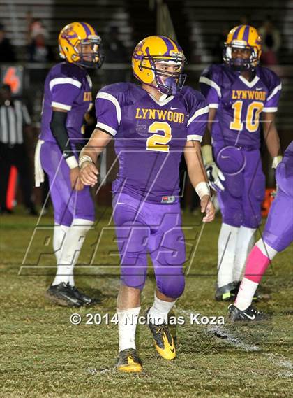 Thumbnail 1 in Warren vs. Lynwood photogallery.