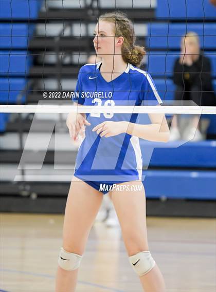 Thumbnail 2 in Arcadia vs. Ontario Christian (Nike TOC Southwest) photogallery.