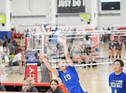 Thumbnail 3 in Arcadia vs. Ontario Christian (Nike TOC Southwest) photogallery.